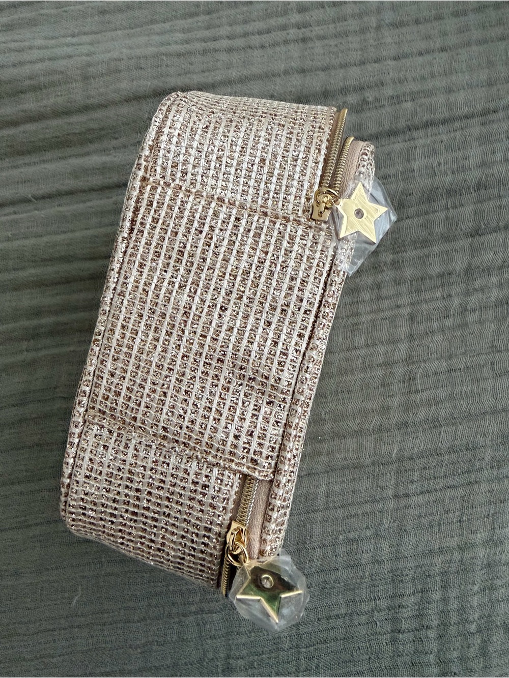 Dior beauty limited edition cosmetic bag - Picture 11 of 16